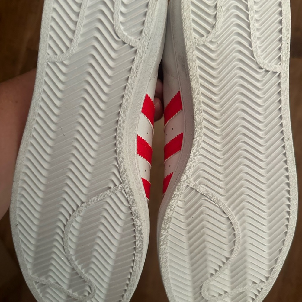 Adidas White and Red Classic Sneakers - Picture 5 of 5